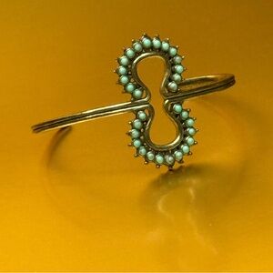 Chic Gold and Turquoise Bracelet